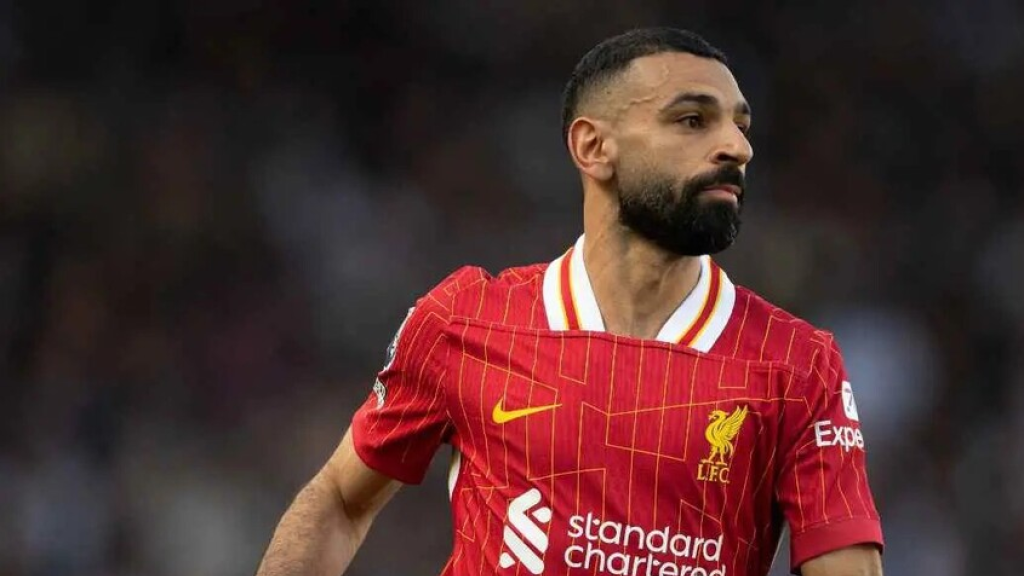شاهد.. رد فعل محمد صلاح على هدف ريو نغوموها الخرافي في شباك يوكوهاما الياباني (فيديو)