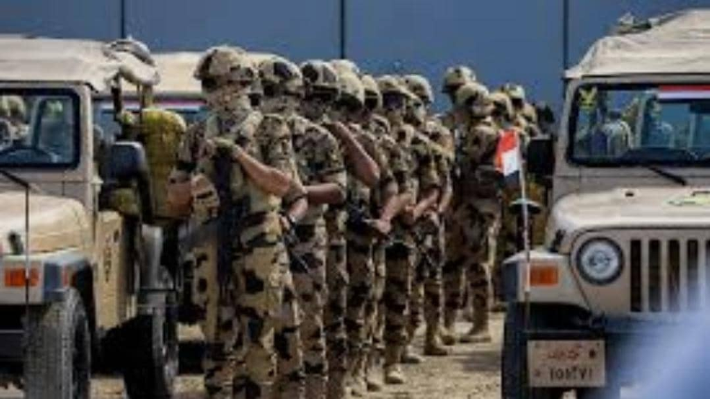 وزير الدفاع المصري يطالب الجيش بأعلى مستويات الجاهزية القتالية
