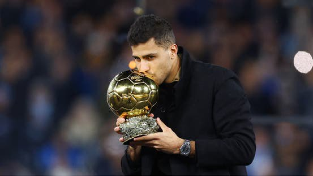 لم ينسَ.. ريال مدريد يواصل مقاطعة حفل الكرة الذهبية