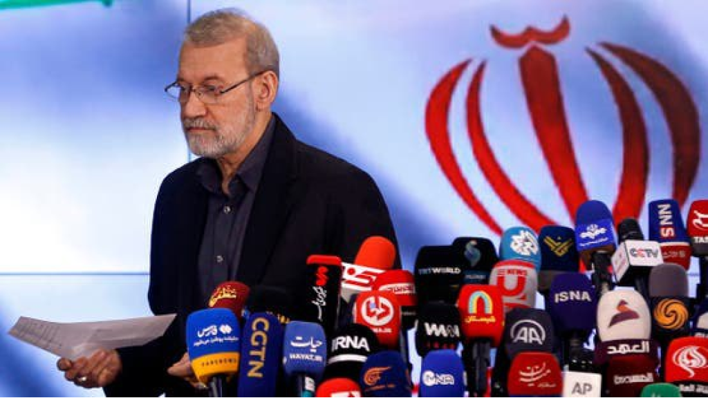 لاريجاني يزور بيروت بعد بغداد حاملاً رسائل إيرانية في ظل ظروف لبنانية حساسة