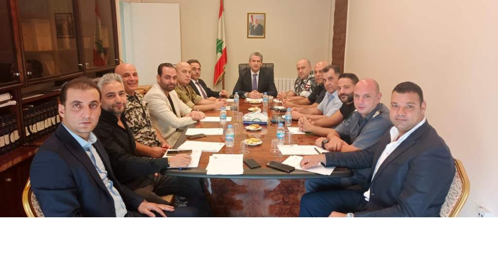 اجتماع أمني في سراي زحلة برئاسة محافظ البقاع لبحث الأوضاع الأمنية وملف النازحين السوريين