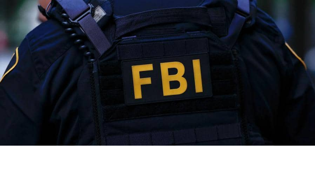 صهيوني متهم بارتكاب جرائم جنسية.. في قبضة الـ FBI!