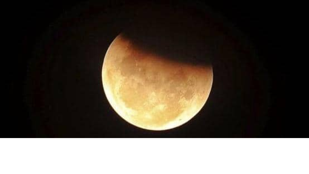 يستمر 5 ساعات.. العالم على موعد مع خسوف كلي للقمر