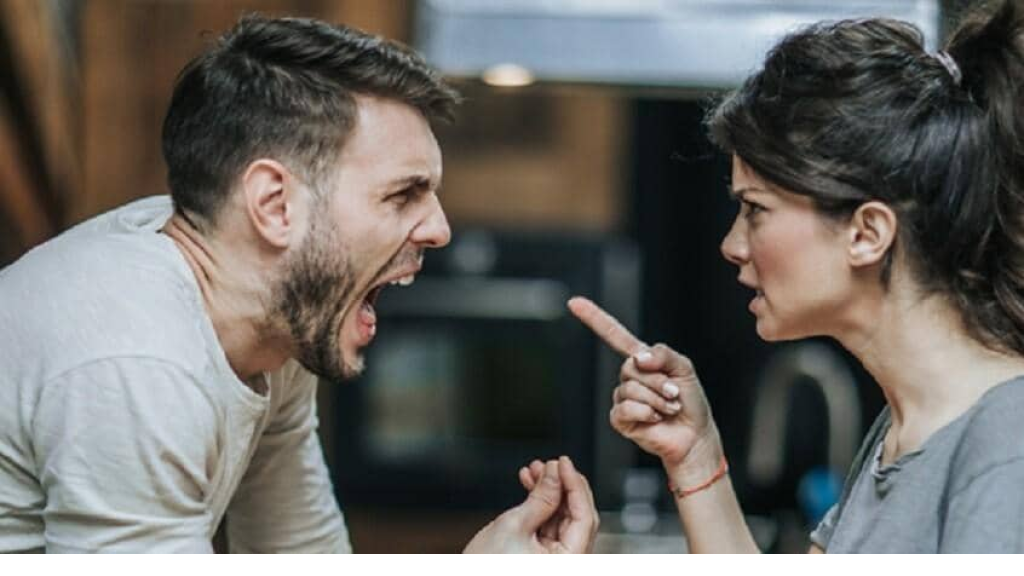 الغضب بين الجسم والعقل.. أضراره وطرق التعامل البناء معه