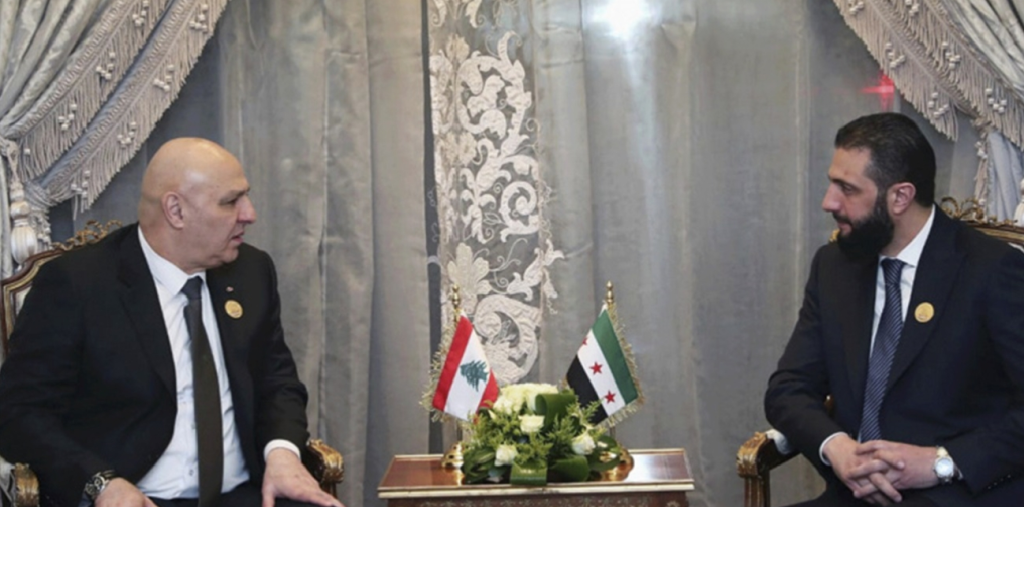 الشرع قد يفقد حياته وعون يشغل منصباً غير آمن.. هذا ما كشفته صحيفة عبرية