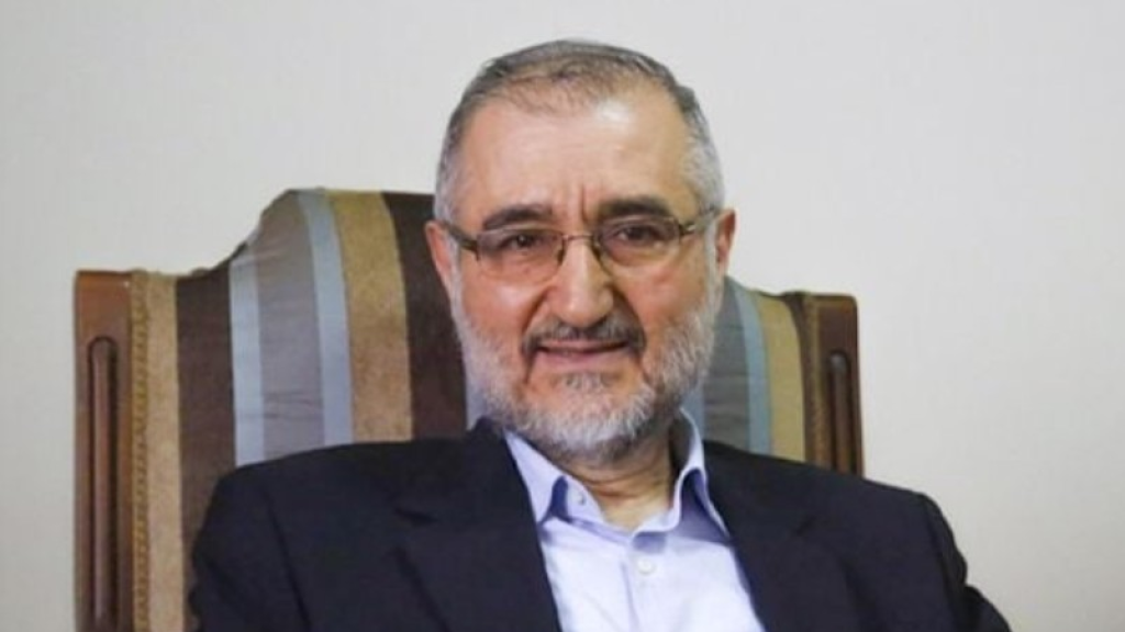 الحاج حسين الخليل: لوضع حدّ للانبطاحة السياسية لقرارات الحكومة وإبعاد الجيش عن الفتنة