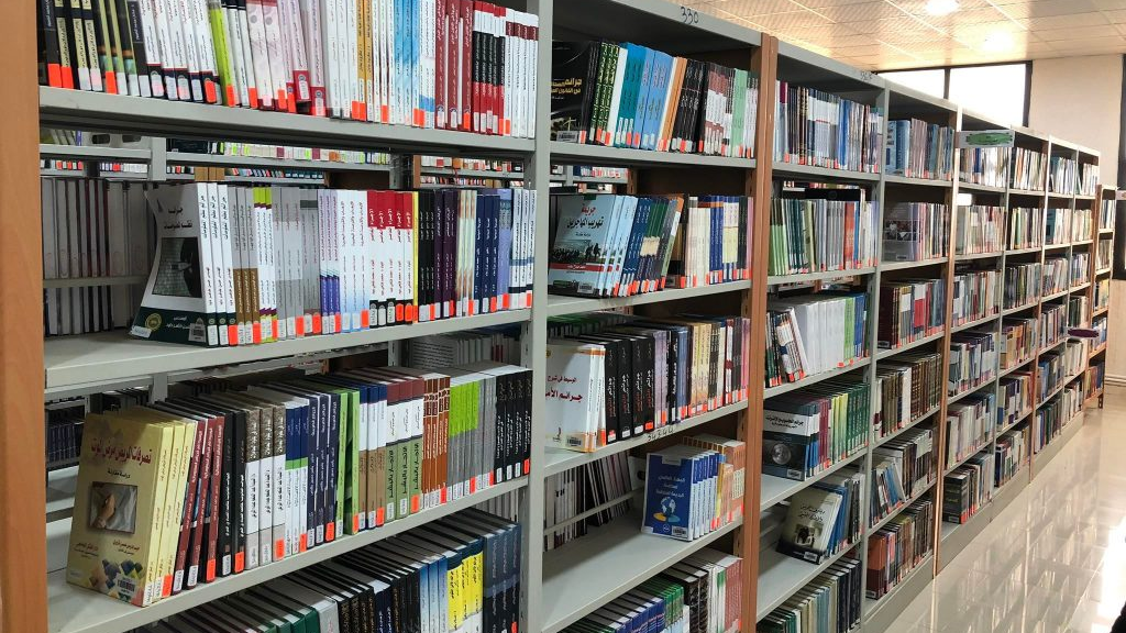 مع اقتراب العام الدراسي.. العين على أسعار المكتبات
