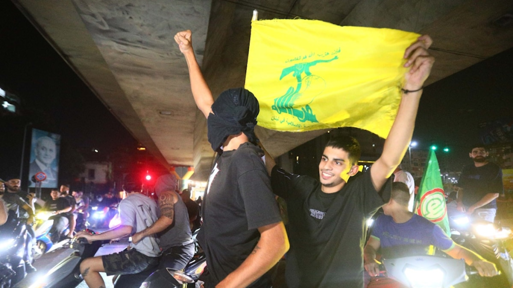 ربط نزاع بين الثنائي ورئيسَي الجمهورية والحكومة: الجيش ينقذ الحكومة من الانفجار بطـرح أفكار عامّة