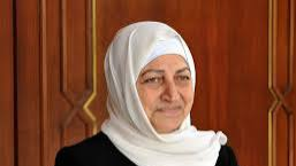 بهية الحريري تستقبل المجلس التنفيذي الجديد لاتحاد العمال الجنوبي