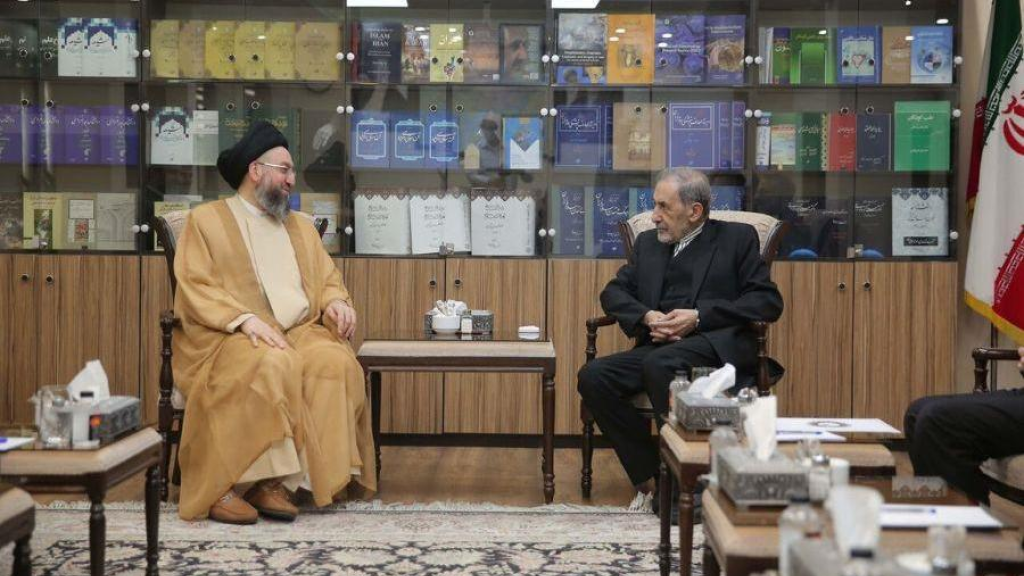 مستشار الإمام الخامنئي: إيران تُولي أهمية خاصة لاستقلال العراق واستقراره وتقدّمه