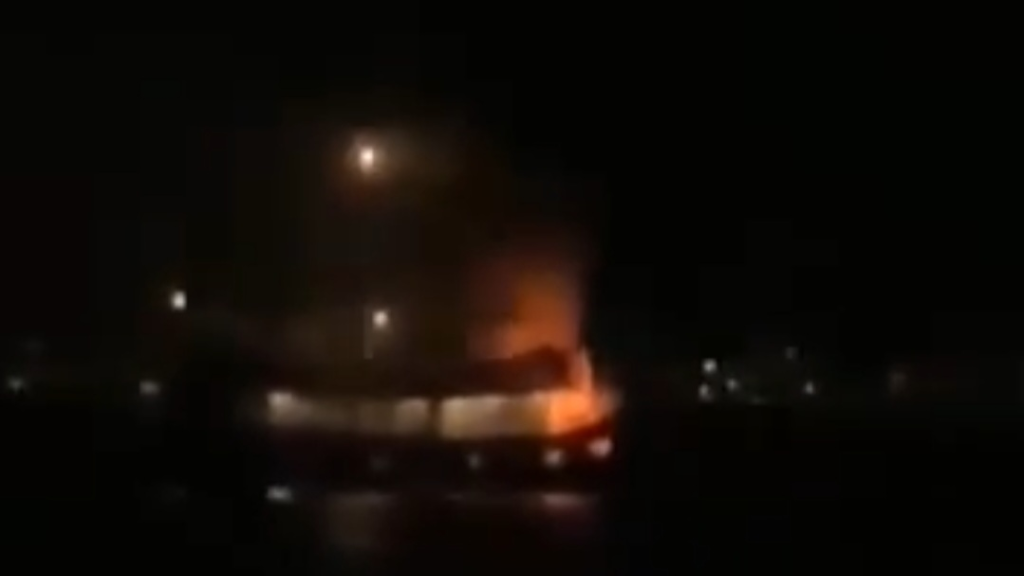 استهداف سفينة الصمود المتجهة إلى غزة في ميناء تونس