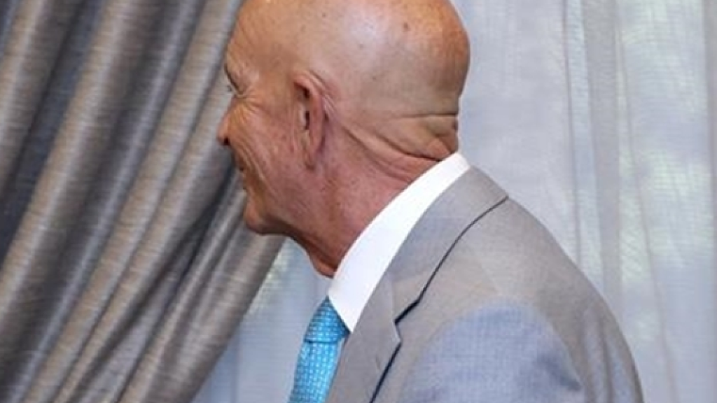 باحث روسي يعرض «خَيَالاً أميركياً» يحاكي أفكار توم برّاك: تقاعد مالي للمقاومين وشراء الأسلحة وإعمار مناطق نفوذ حزب الله