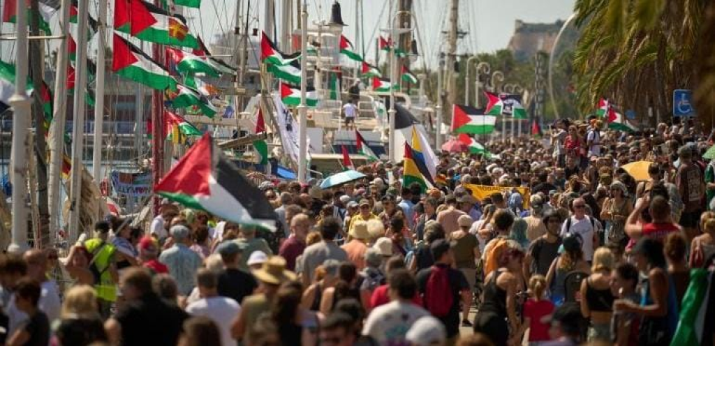 هجوم جديد على اسطول الصمود المتجه إلى غزة؟