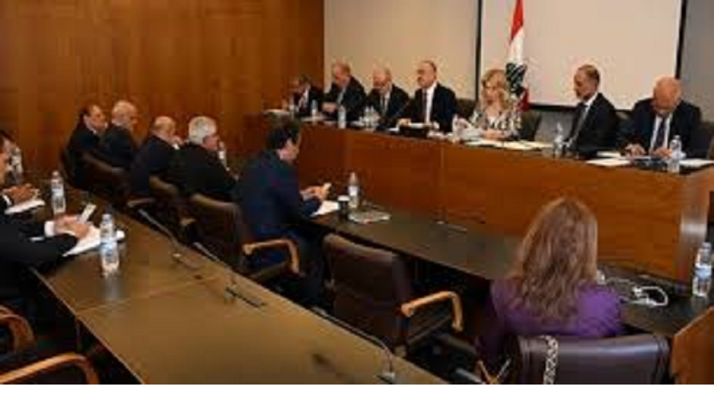 إقرار مشروع قانون تنظيم الشراكة بين القطاعين العام والخاص