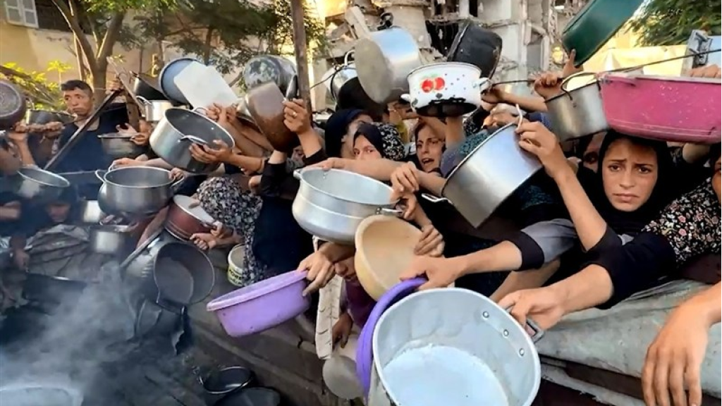 الإعلان عن إضراب عالمي عن الطعام في 100 مدينة لأجل غزة