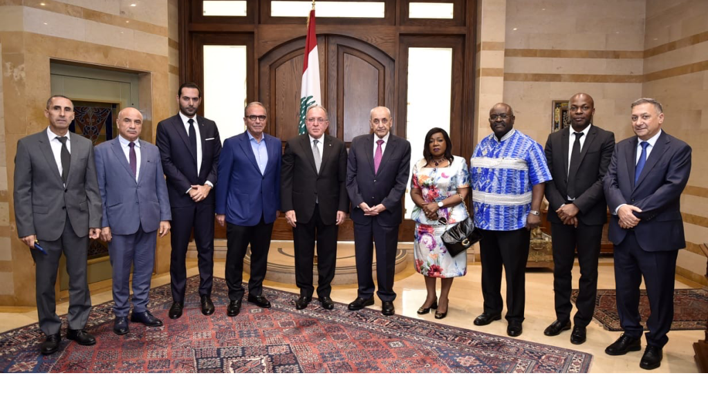 بري يستقبل وفداً غابونياً ويبحث تعزيز التعاون بين البلدين