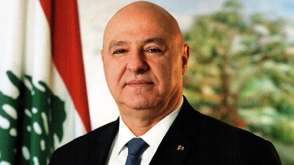 عون عاد إلى بيروت آتياً من الدوحة