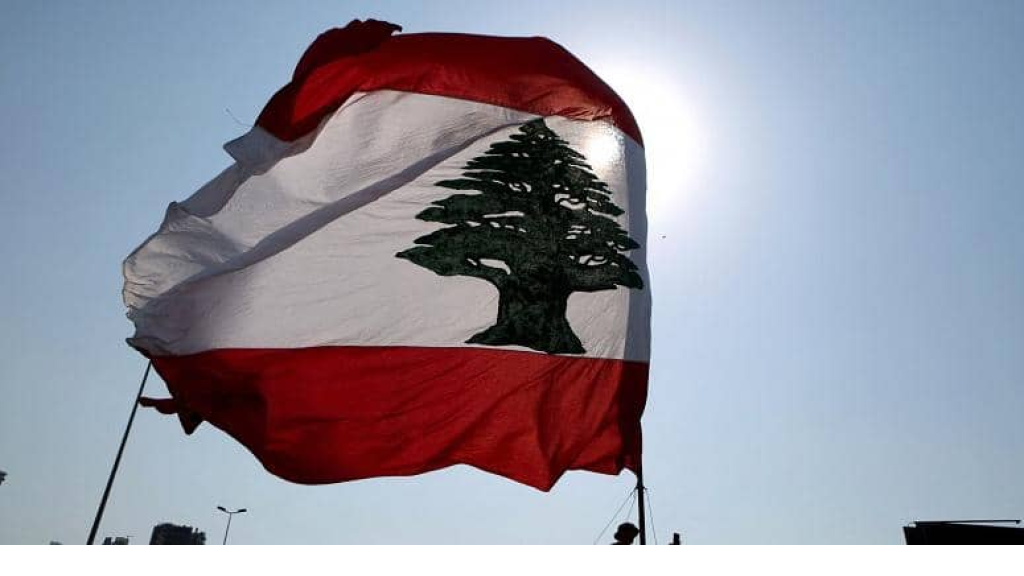 لبنان أمام مفترق طرق
