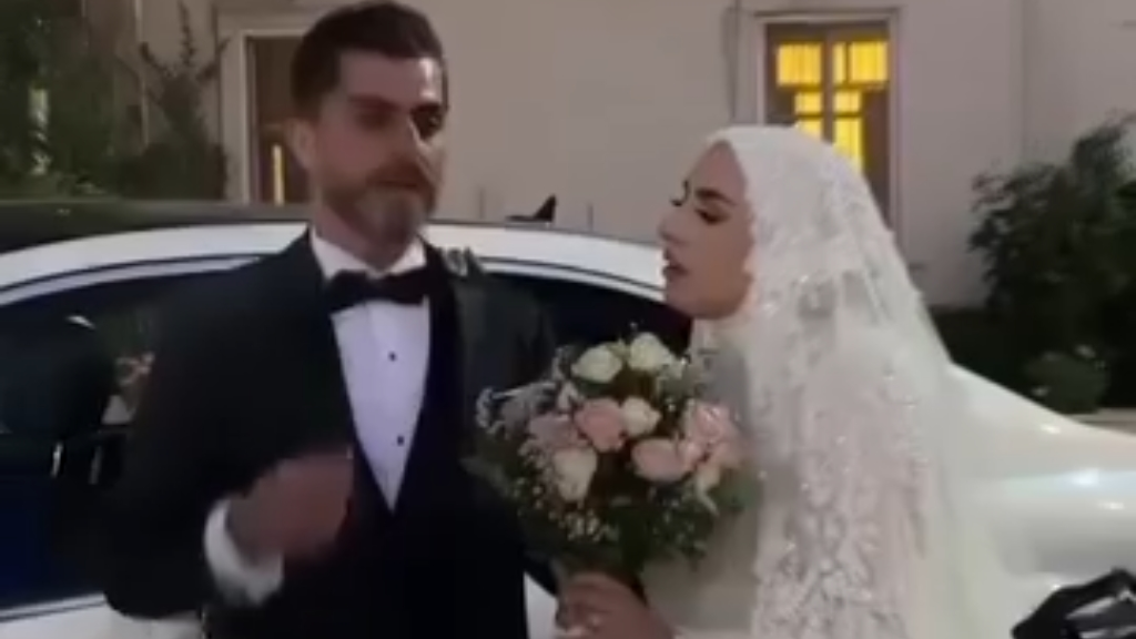 عريس يغادر حفل زفافه ما السبب؟(فيديو)