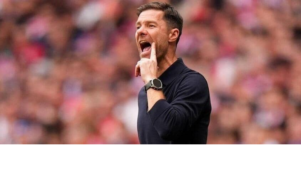 أول رد من تشابي ألونسو بعد خماسية أتلتيكو مدريد التاريخية