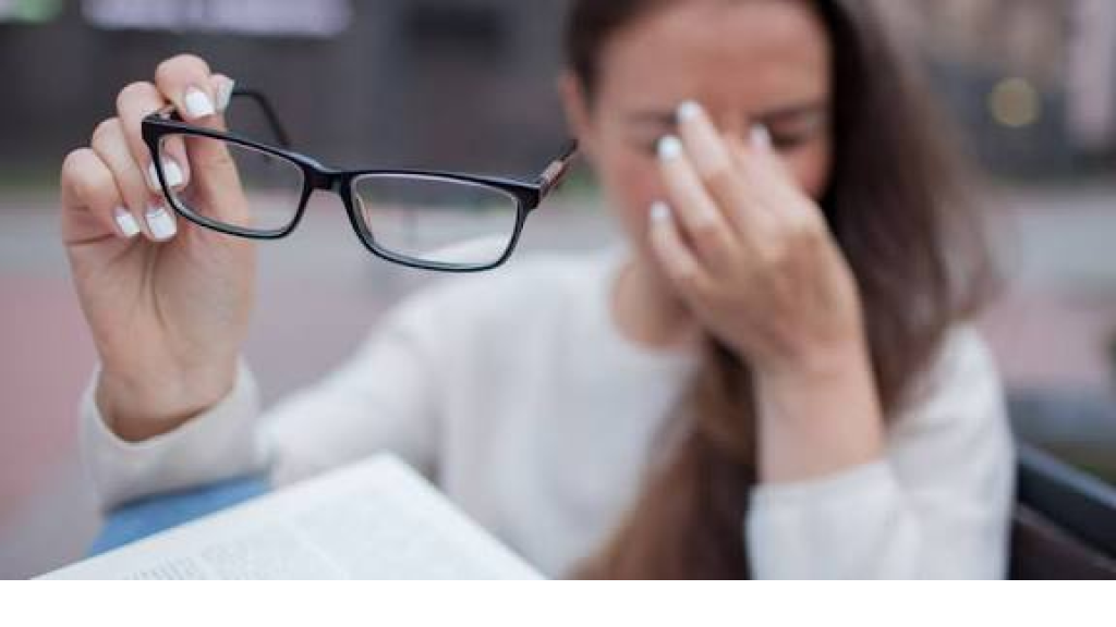 أطعمة أساسية لصحة العين ومنع تدهور النظر