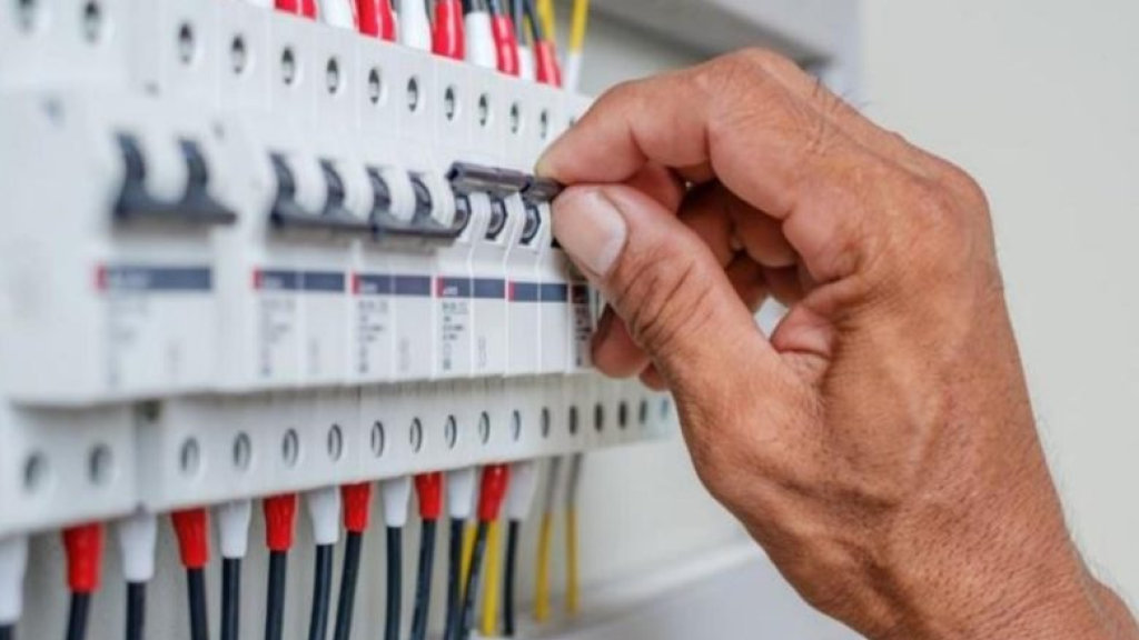 “الطاقة” أصدرت تسعيرة المولدات الخاصة لشهر أيلول