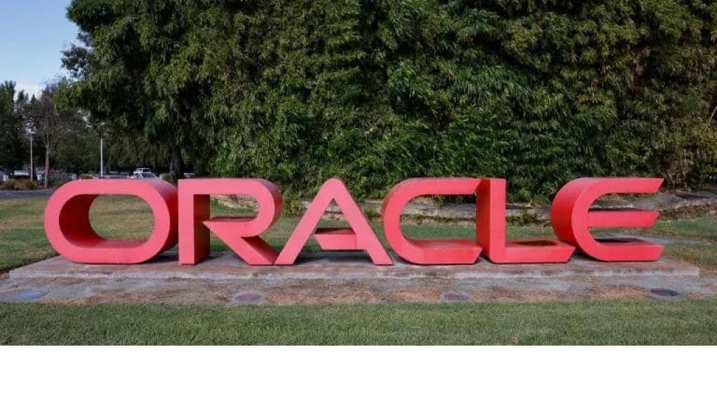 تطلب فدية بـ50 مليون دولار: مجموعة قرصنة تخترق نظام “أوراكل إي بيزنس” وتهدد كبرى الشركات