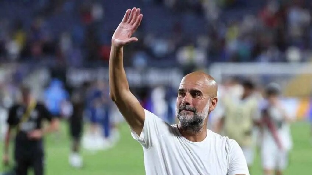 غوارديولا يدعو إلى مظاهرات في برشلونة دعما لفلسطين 