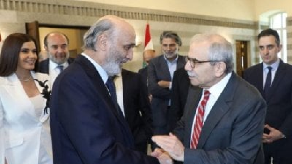 خلاف بين سلام و«القوات» و«الكتائب»