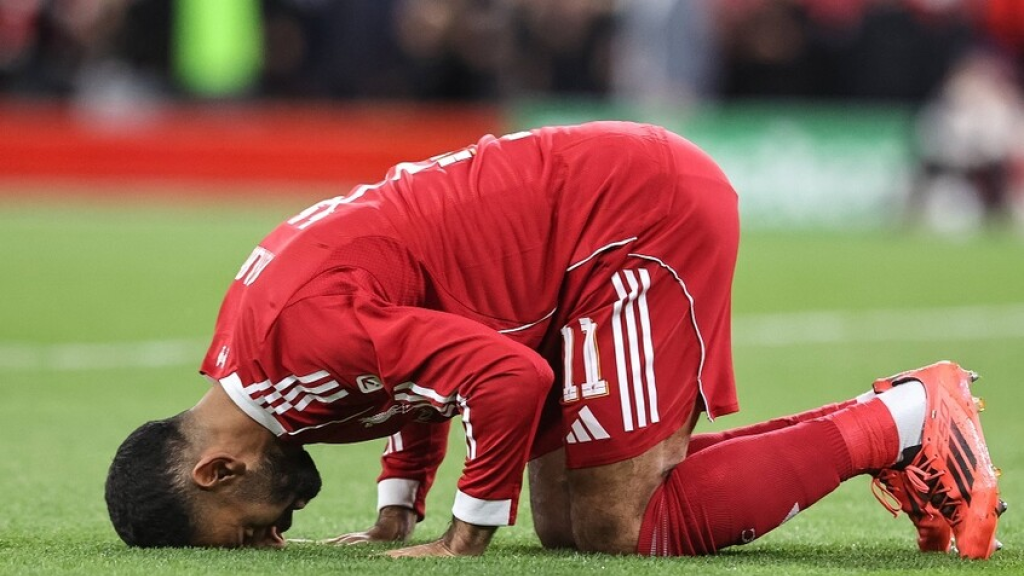 مفاجأة.. محمد صلاح يرحب بالانتقال إلى تركيا