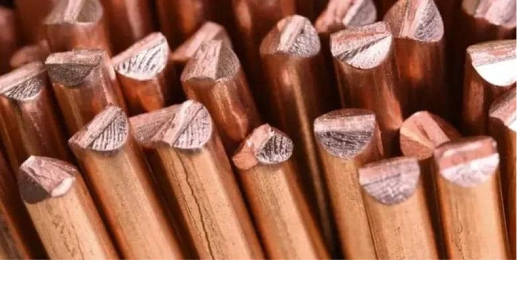 الخليج العربي على خريطة المعادن النادرة الأميركية