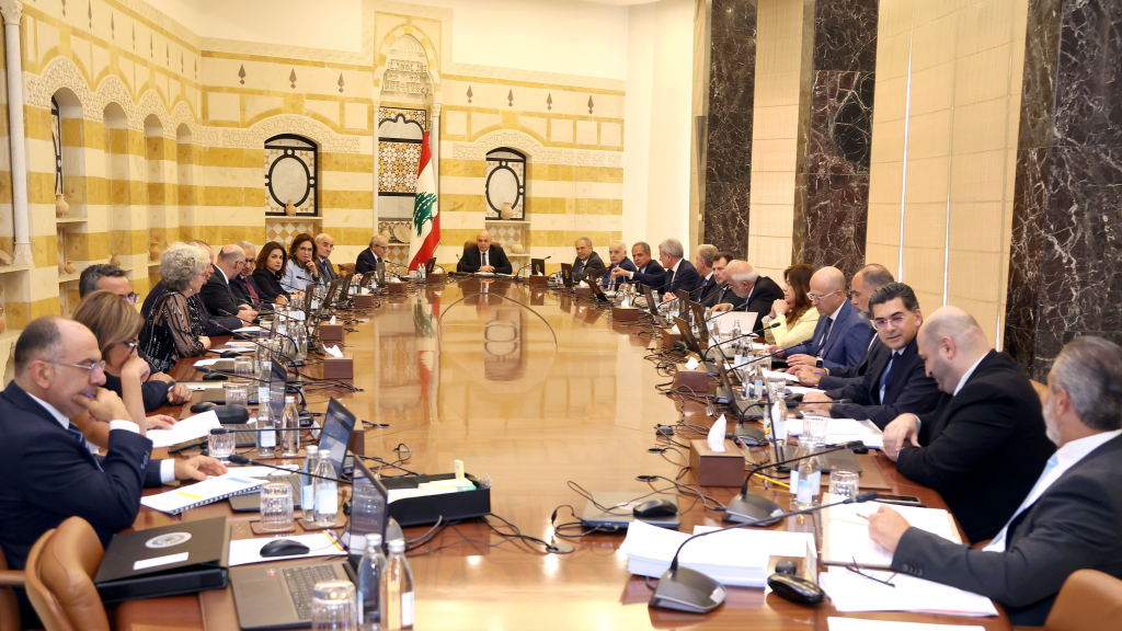 البلد بإدارة «التكنوقراط» وزراء بلا قرار