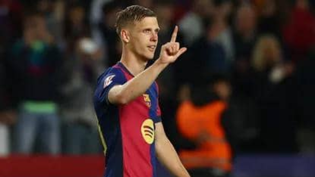 برشلونة يؤكد إصابة أولمو بعضلة الساق.. هل سيغيب عن الكلاسيكو؟