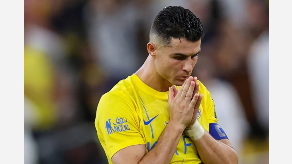 رونالدو يتصدّر قائمة «فوربس» لأعلى لاعبي كرة القدم دخلًا