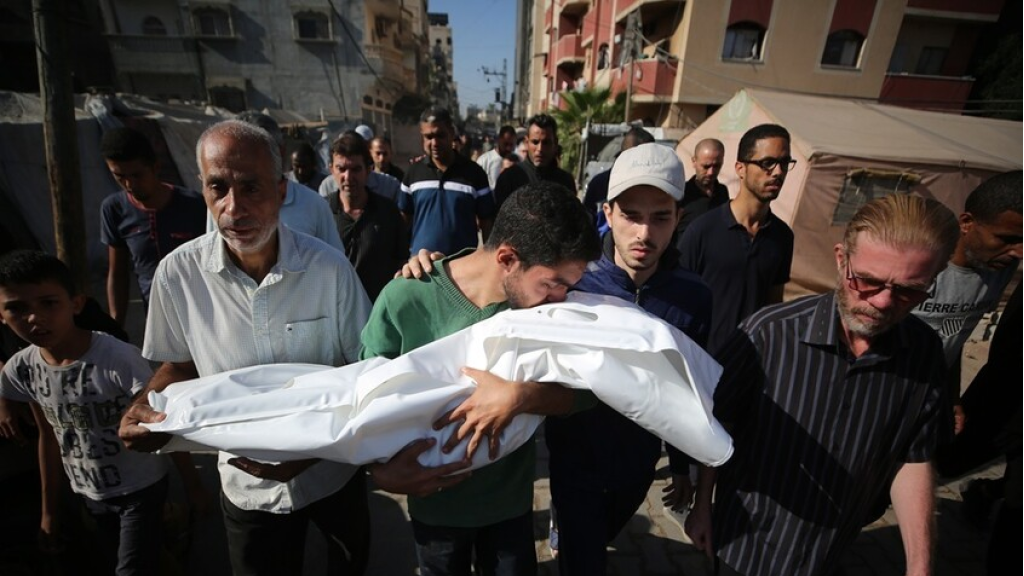 13 شهيداً و8 إصابات خلال 24 ساعة في غزة