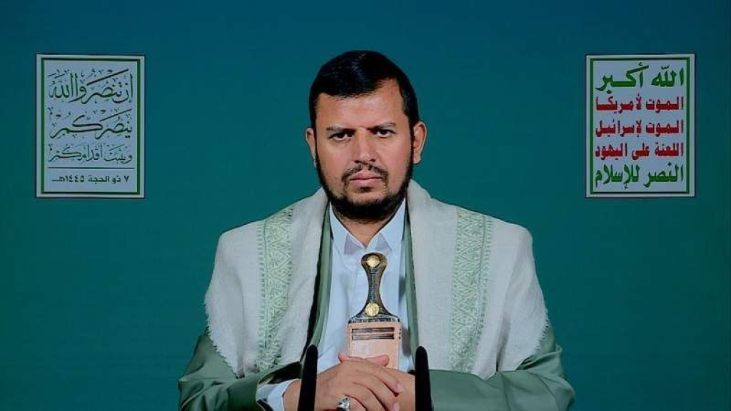 الحوثي: توديع الغماري رسالة صمود.. واليمن تقود الصراع بصناعة حربية