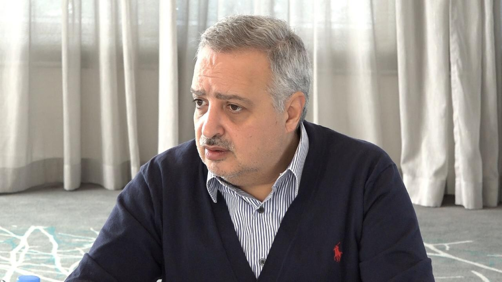 أرسلان ينعي الشاعر طليع حمدان: برحيله يفقدُ لبنان ركناً من إرثه الثقافي والشعري
