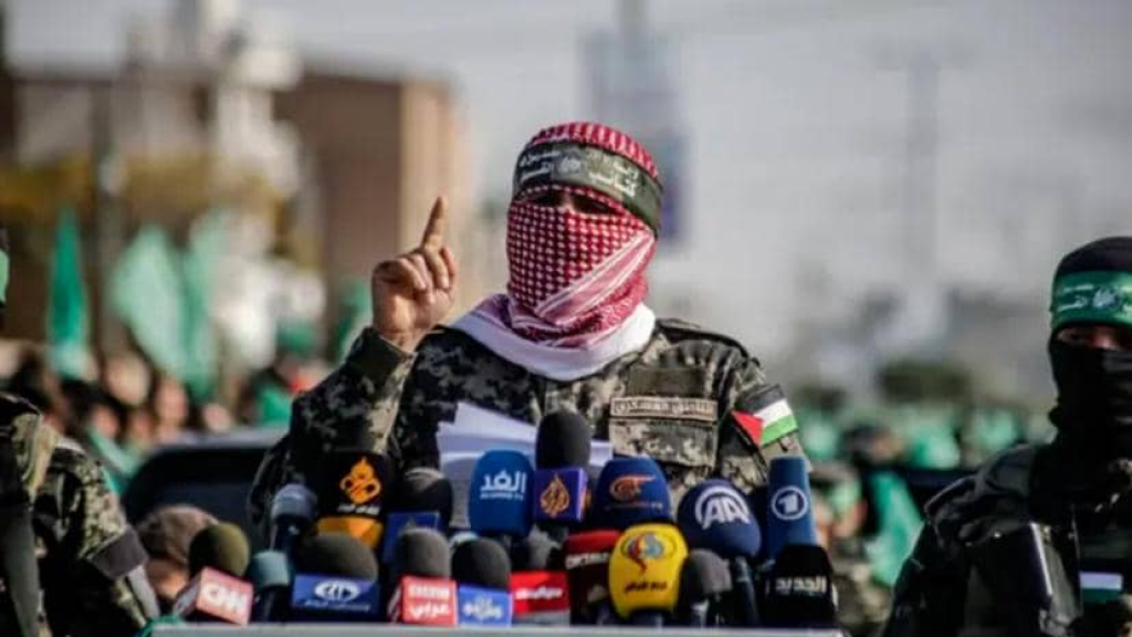 مسؤول مخابراتي مصري يكشف تفاصيل اتصال حاسم مع أبو عبيدة