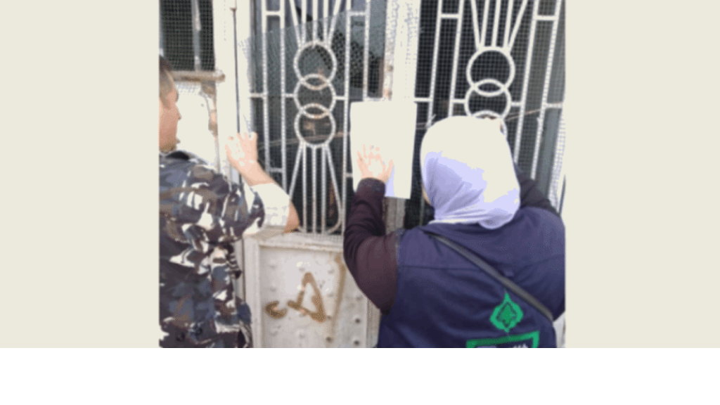 تتعلق بالسلامة الغذائية.. تشميع محلات مخالفة في أبي سمرا