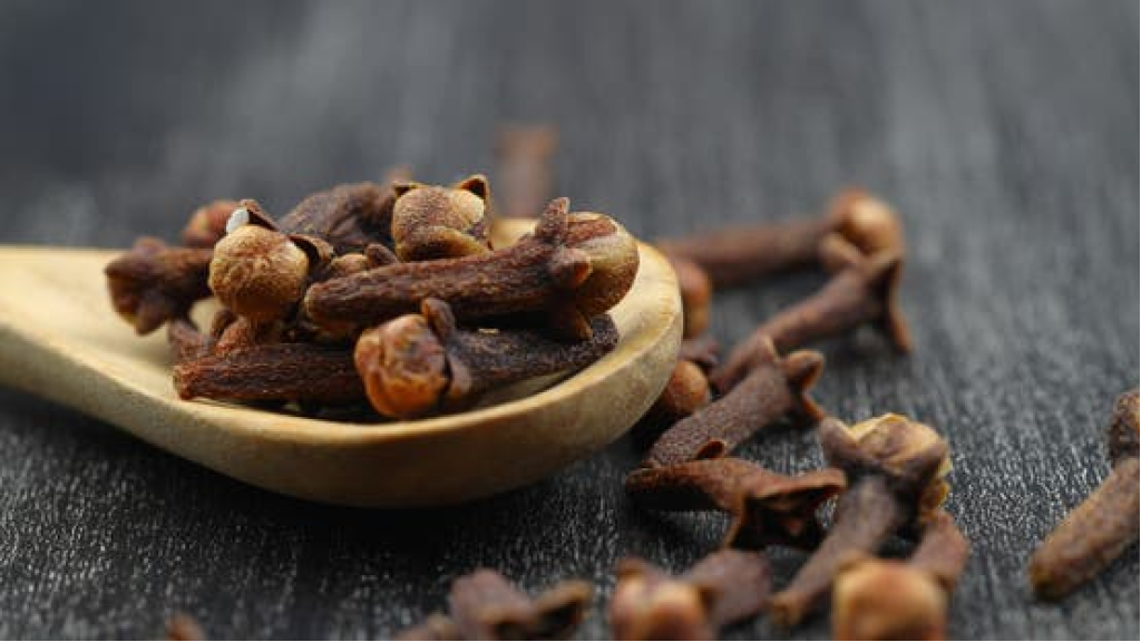 حبة قرنفل يوميًا.. تحسن صحة القلب وتُنظّم الكوليسترول