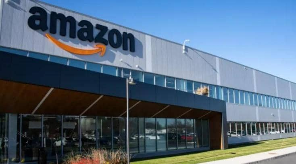 “أمازون” تستغني عن خدمات 14 ألف موظف