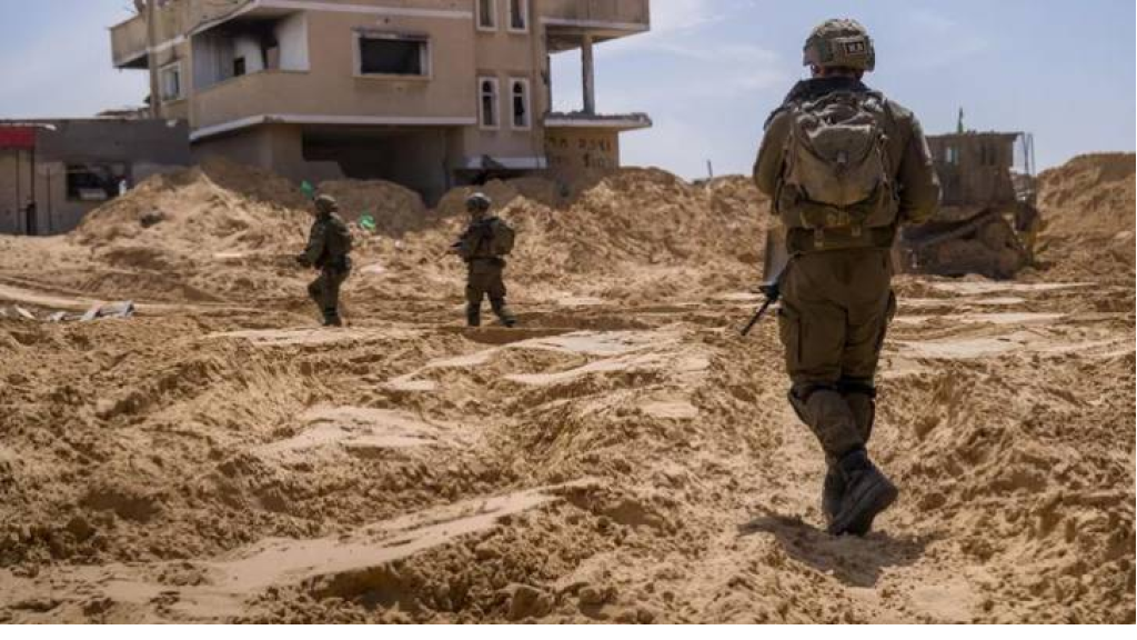 جيش الاحتلال يعلن مقتل أحد جنوده خلال عمليات عسكرية في مدينة رفح