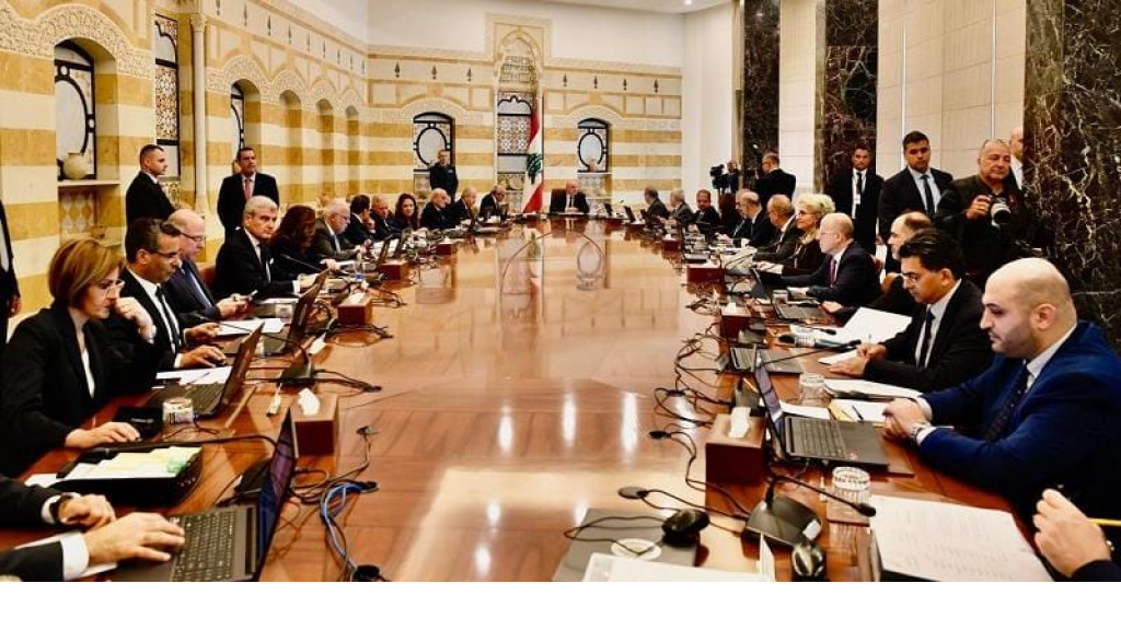 الحكومة تُحاذر الإصابة بالانشطار الانتخابي