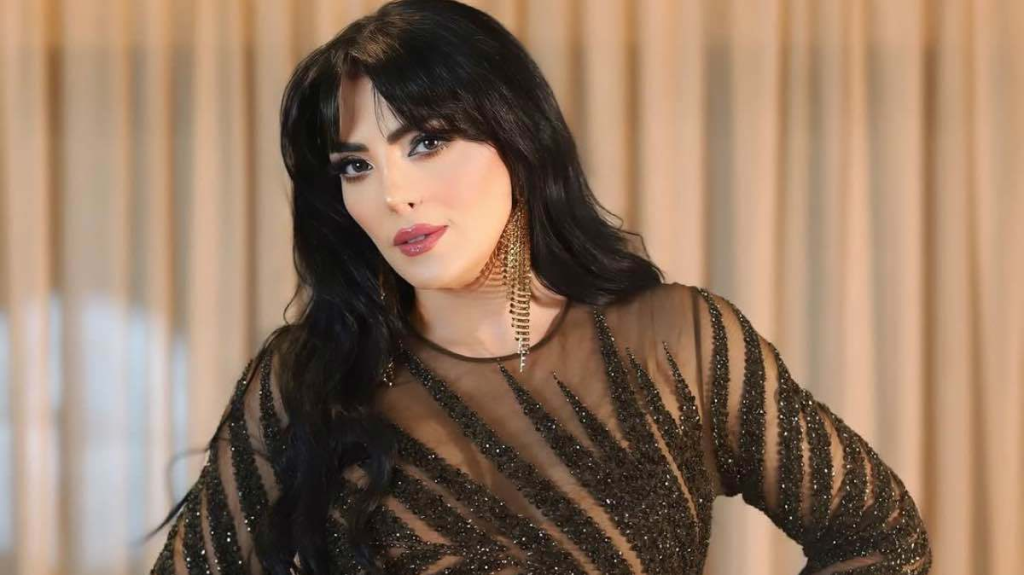 حورية فرغلي تستعيد حساباتها الشخصية وتتوعد المتورطين