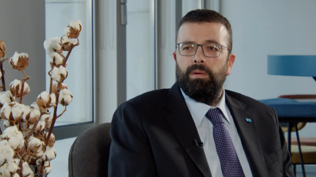 أحمد الحريري في ذكرى ميلاد رفيق الحريري الـ81: ما حدا أكبر من بلده ولبنان أقوى بدولته