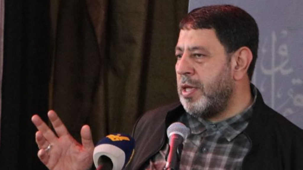 بالفيديو ..بلال داغر على رأس وفد حزبي وبلدي يقدم التعازي برحيل الشاعر طليع حمدان في عين عنوب