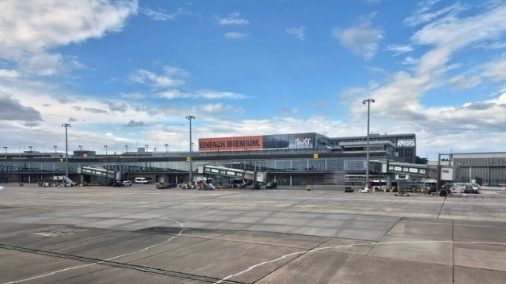 توقف عمل مطار بريمن في ألمانيا بسبب مسيرة!