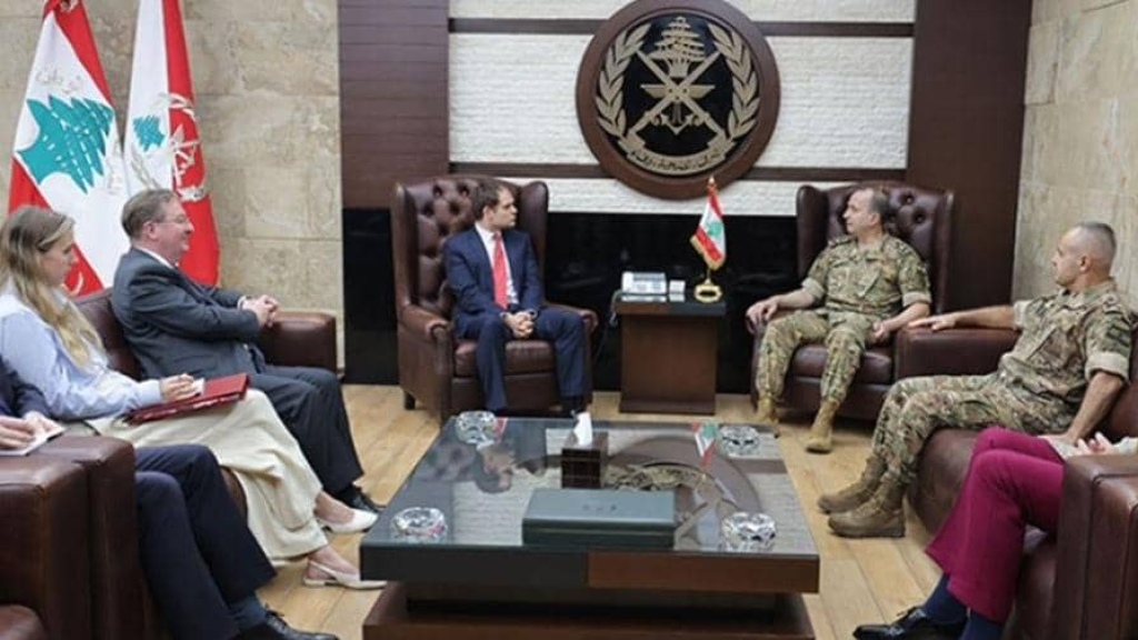 قائد الجيش استقبل وفدين بريطاني وهولندي
