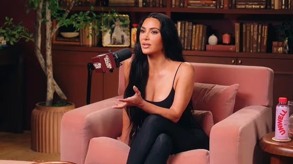 كيف أعادت كيم كاردشيان تابوتًا فرعونيًا نادرًا إلى مصر!