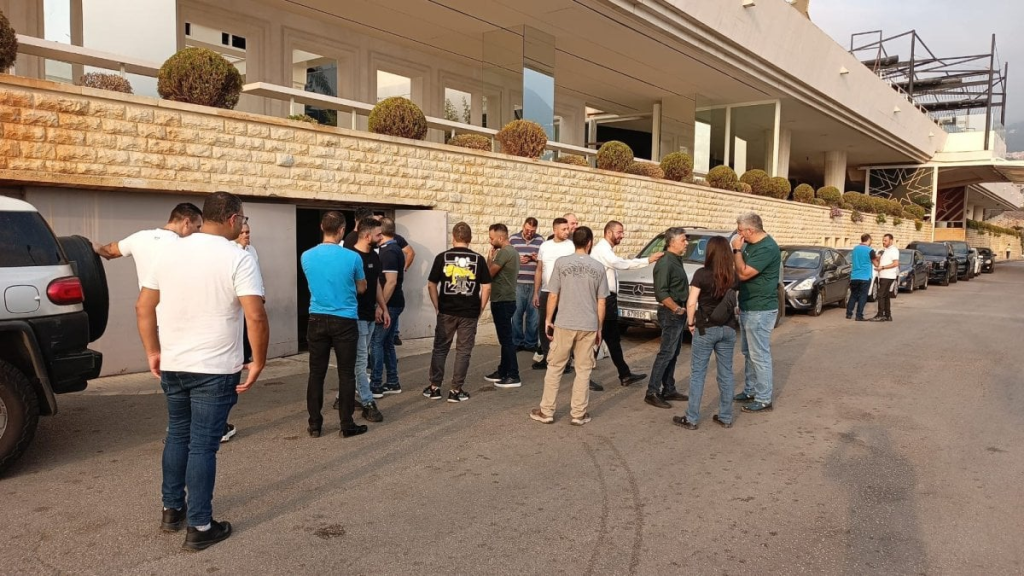 اعتصام وتعطيل العمل ليلة كاملة... ماذا يحصل في كازينو لبنان؟ (صورة)